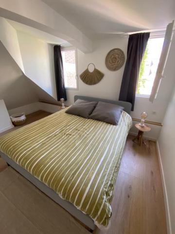 Duplex Proche Gare Vue Tour Perret Avec Parking Gratuit Apartment Amiens Exterior foto